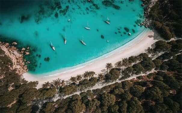 泰国养老签证财务门槛详解：80万泰铢存款要求与医疗保障政策